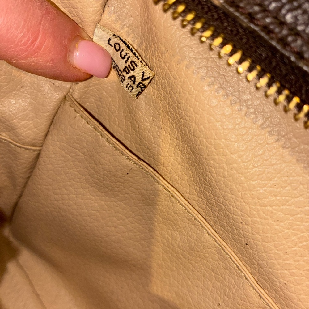 Authentic Louis Vuitton Monogram Trousse 28 (Large Vanity Bag) - Picture 9 of 10